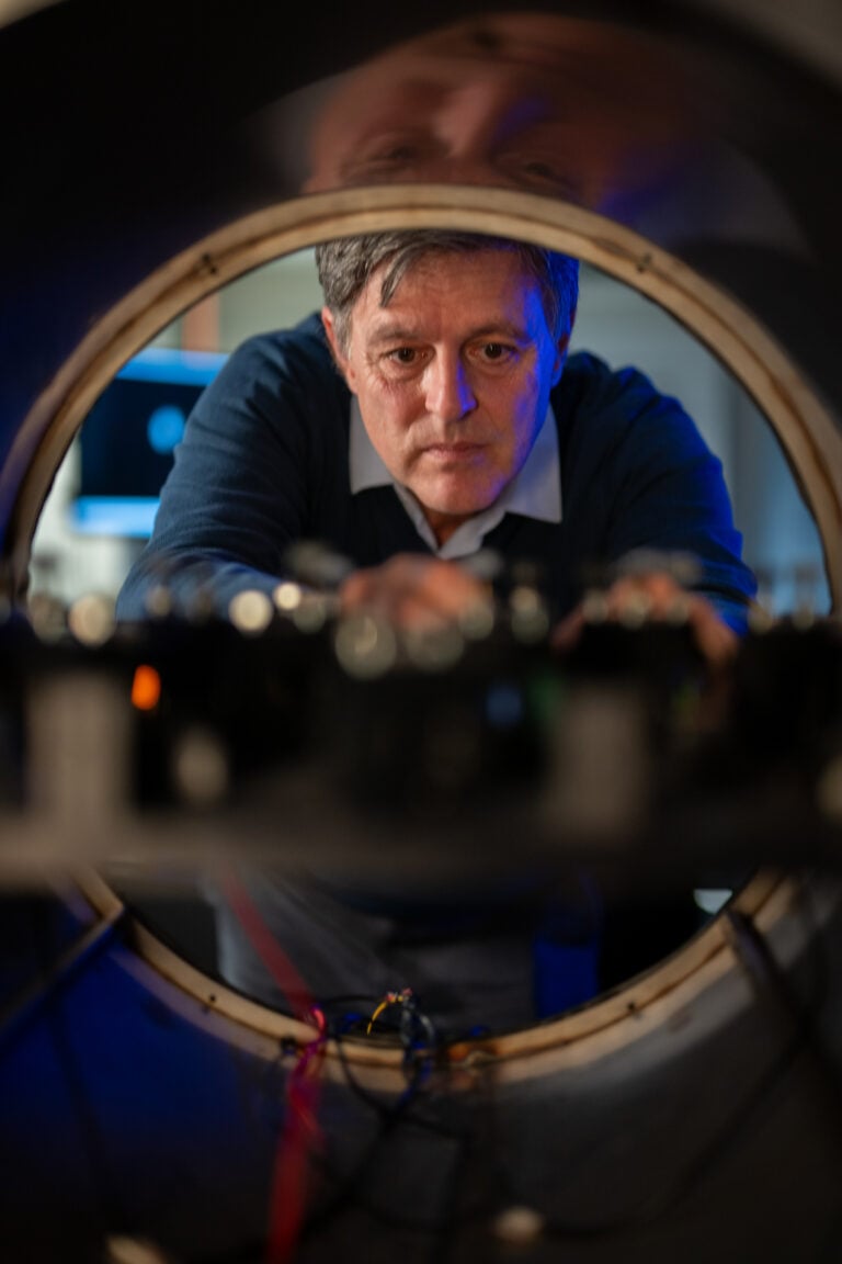 CMRE scientist working at the Centre's quantum laboratory